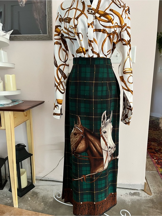 Country Shop Dresses & Skirts - Vintage Country Shop Emerald Green Plaid Maxi Skirt with Equestrian Motif NWT